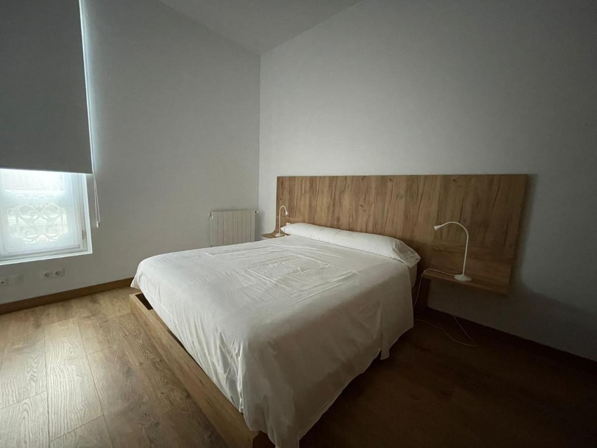 Apartamentos Turisticos Las Animas Комилас Екстериор снимка